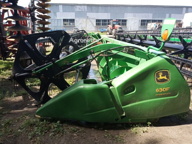 Жниварка зернова John Deere 630F