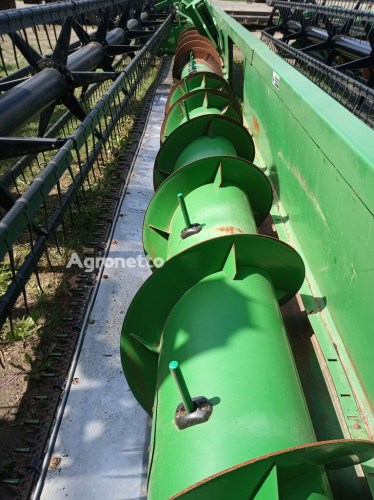 Жниварка зернова John Deere 630F