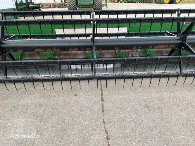 Жниварка зернова John Deere 630F