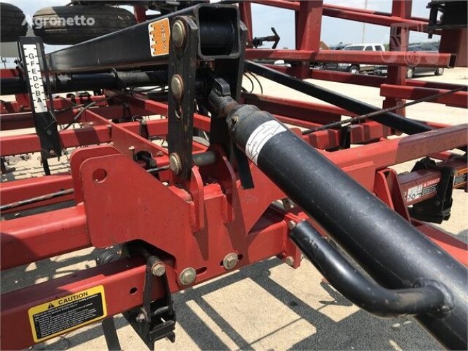 Культиватор Case IH Tiger Mate 200