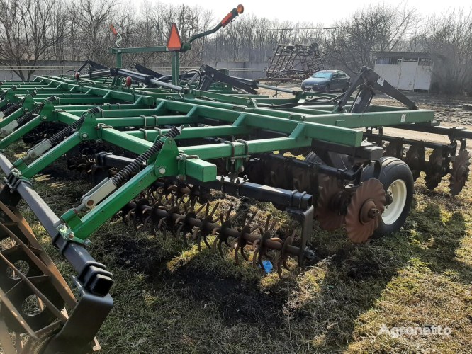 Культиватор Case IH Tiger Mate II