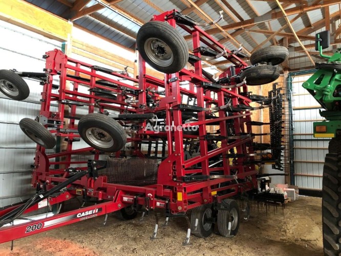 Культиватор Case IH Tiger Mate 200