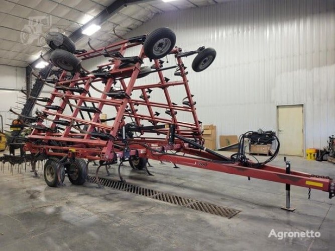 Культиватор Case IH Tiger Mate 200