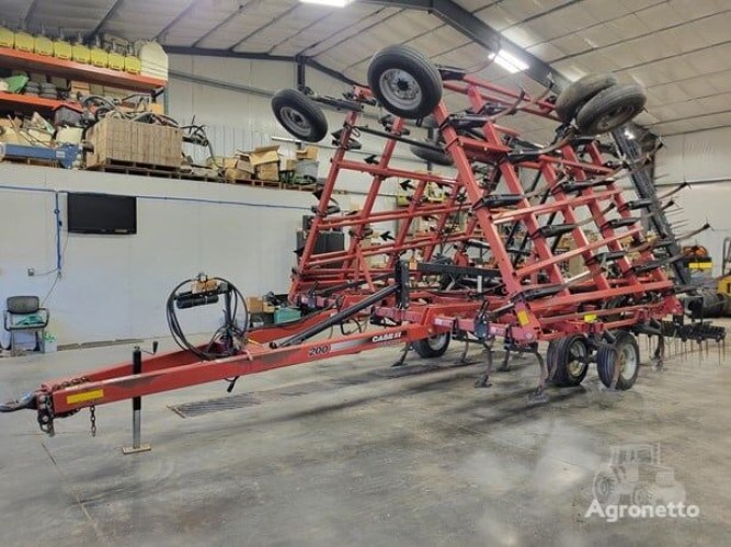 Культиватор Case IH Tiger Mate 200