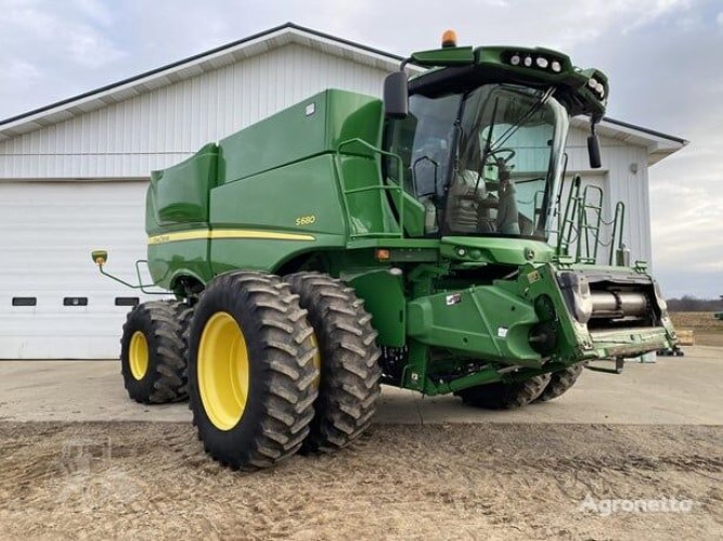 Зернозбиральний комбайн John Deere S680