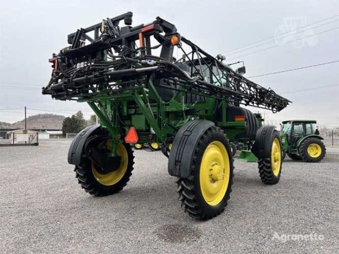 Обприскувач самохідний John Deere 4730