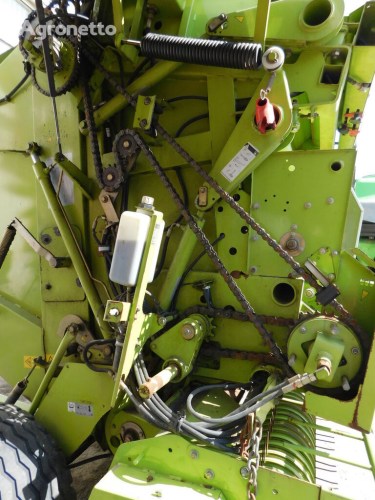 Прес-підбірач рулонний Claas Variant 280