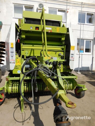 Прес-підбірач рулонний Claas Variant 280