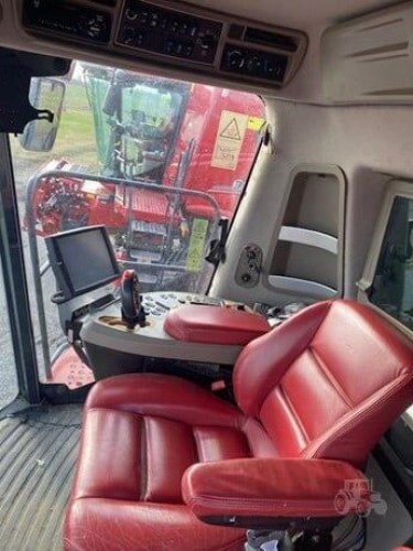 Зернозбиральний комбайн Case IH 8240