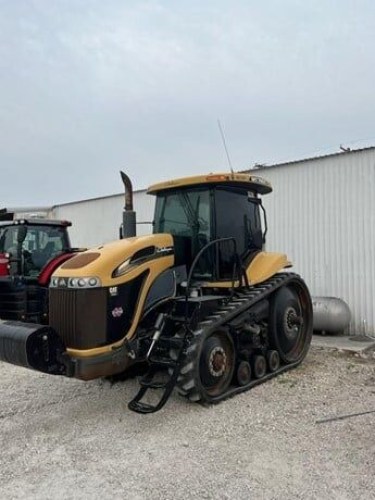 Гусеничний трактор Challenger MT765C