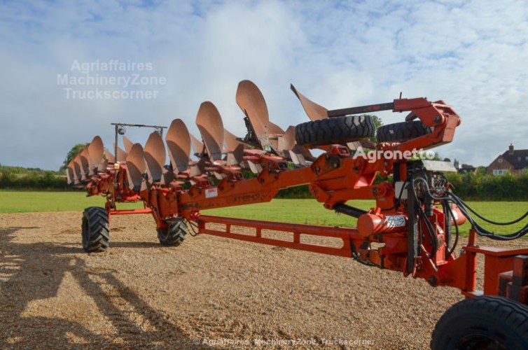 Плуг оборотний Grégoire Besson SPEL B9 On Land