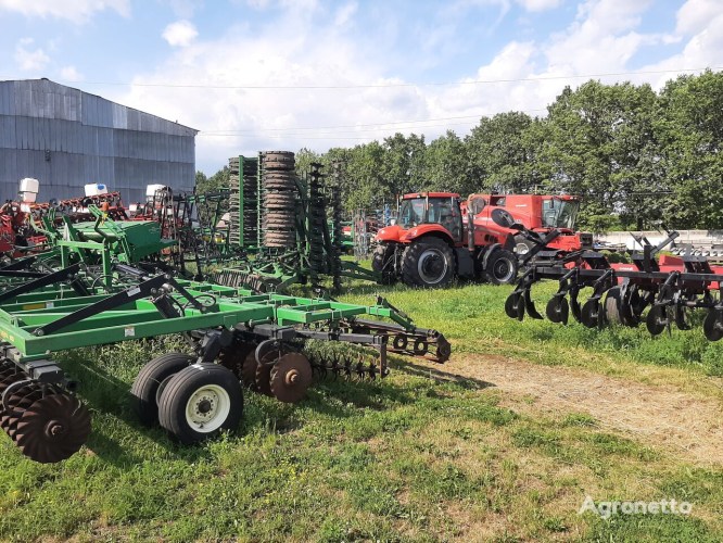 Плуг оборотний Grégoire Besson SPEL B9 On Land